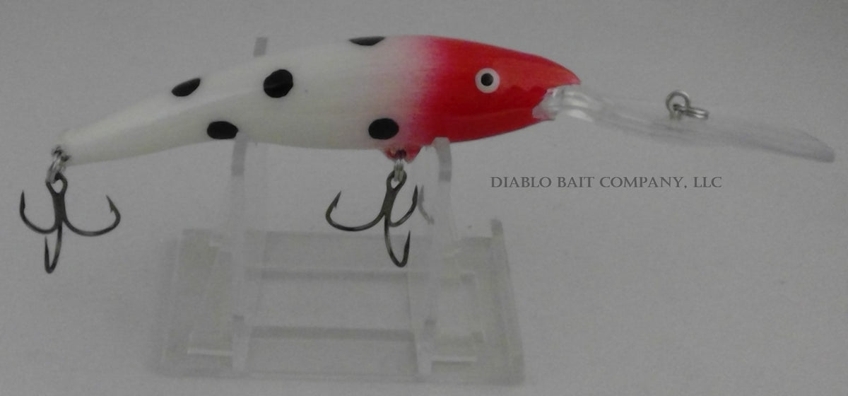 bloody nose fishing lure Minnow Deep Diver- GLOW- Rebel Crickhopper Brown Cricket Size:1/4 OZ 4/0 Moonshine Shiver Minnows are Aluminum Oxide